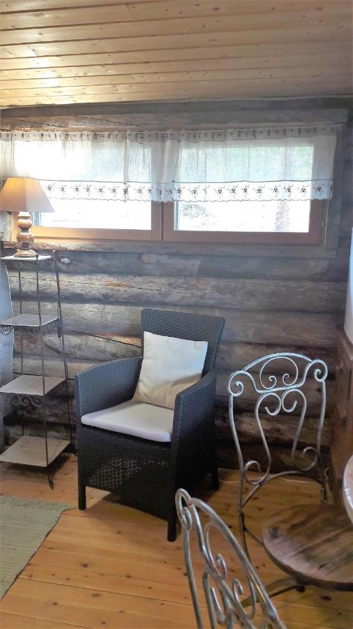 Cabin At Huskies Farm إيناري المظهر الخارجي الصورة